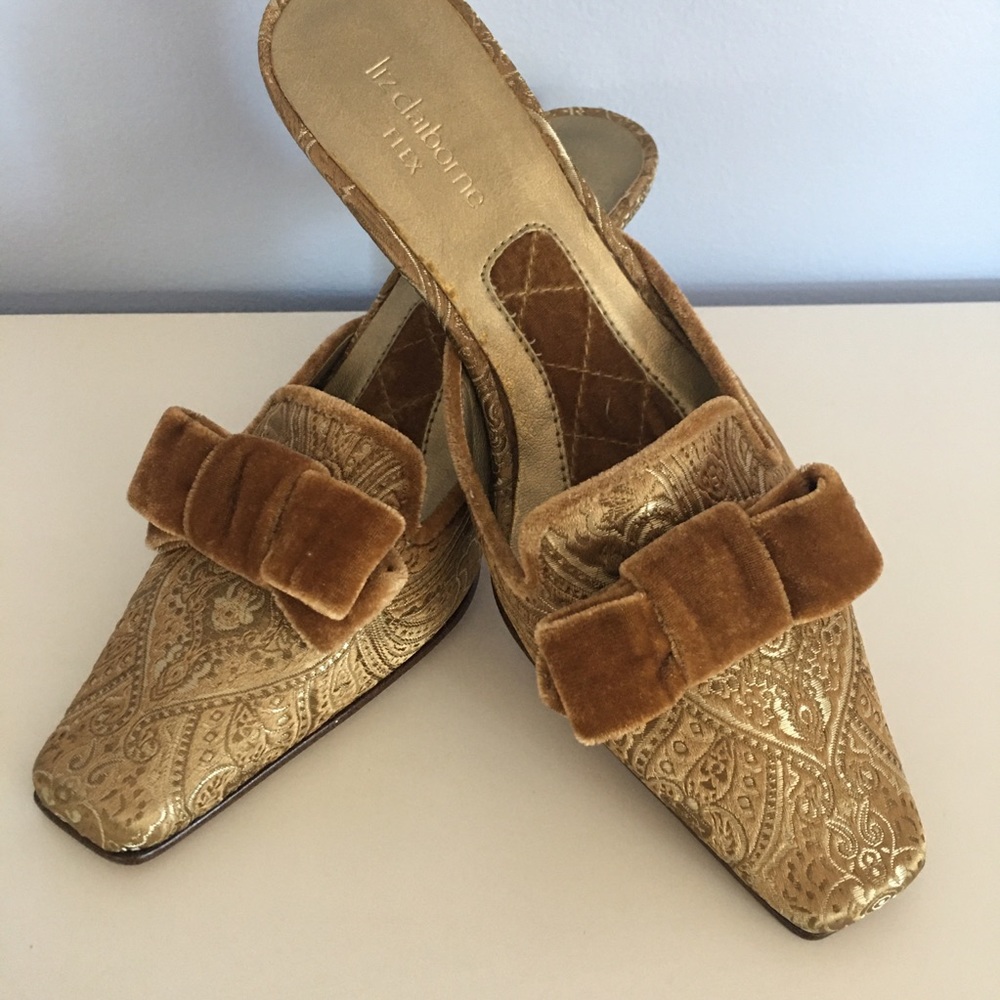 NEW Liz Claiborne Gold Brocade Velvet Mules Renaissance fair Baroque Era style 7
